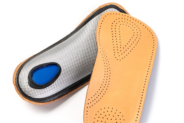 鞋垫那层布起来了怎么办