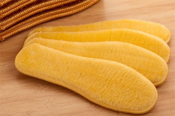 冬天垫鞋垫会暖和一些吗