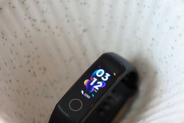 华为手环4是否支持户外骑行记录